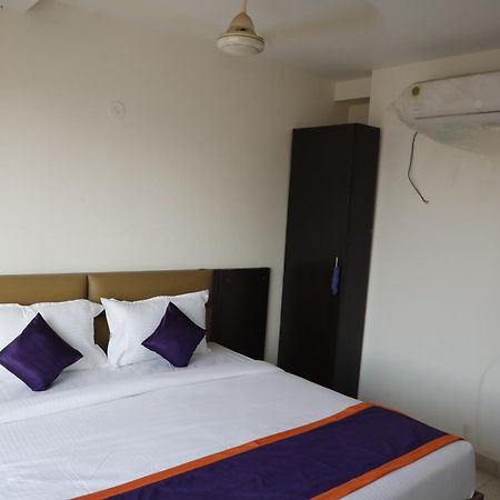 Balaji Gold Inn Hotel Hubli Exterior foto